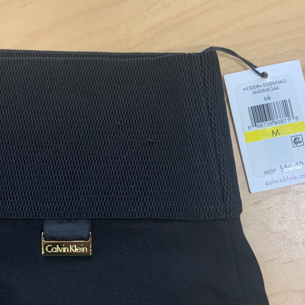 Calvin Klein Black
Pencil Skirt NWT  Sizes Medium - Picture 2 of 6